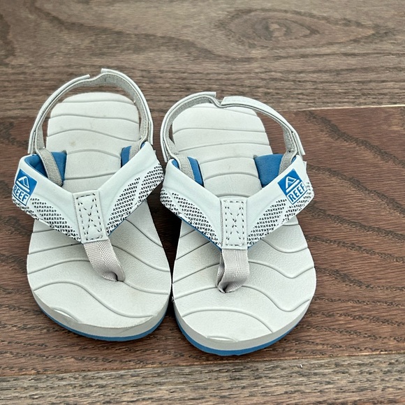 Reef Size 7 Toddler Boy's Flip Flop Sandals - Picture 2 of 3